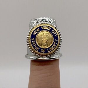 VINTAGE Collectible Statue Of Liberty Souvenir Thimble